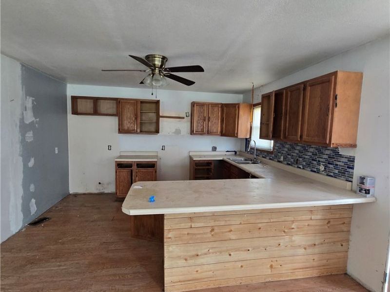 49 E Muskingum Avenue, Dresden, OH 43821 Photo 6