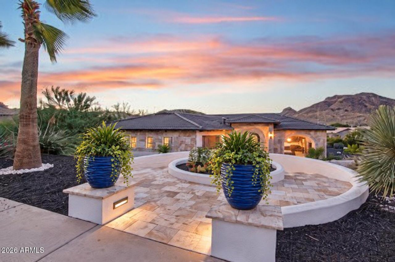 6132 W ALAMEDA Road, Glendale, AZ 85310