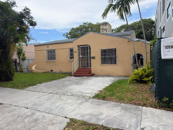 424 NE 72nd Street, Miami, FL 33138