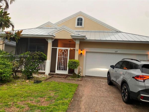 107 NW Summerville Ct , Port St. Lucie, FL 34986