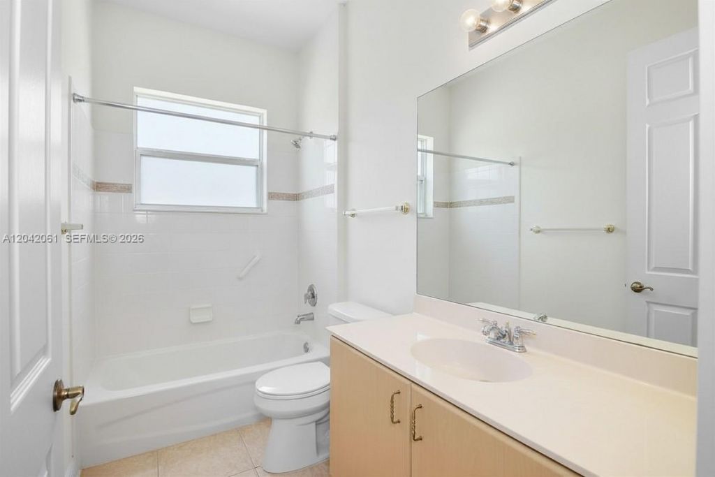 107 NW Summerville Ct , Port Saint Lucie, FL 34986 Photo
