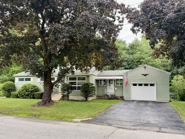 59 Pinedale Street, Manchester, NH 03102