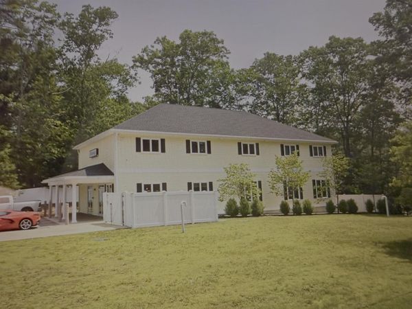 6 Mohawk Drive, Londonderry, NH 03053
