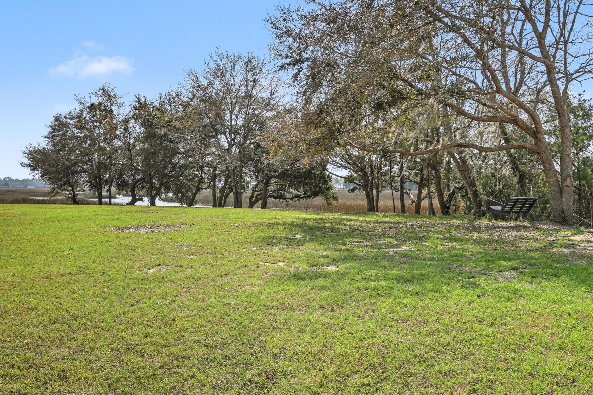 V/l James Bay Road Photo 9