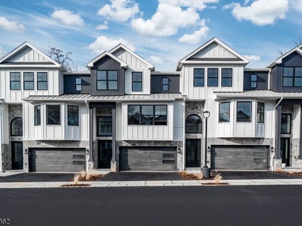 147 central, Unit 14, Old Tappan, NJ 07675