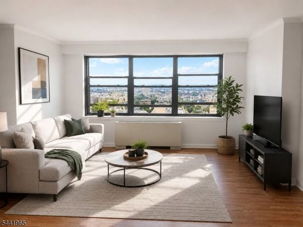 285 Aycrigg Avenue, Unit 20C, Passaic, NJ 07055