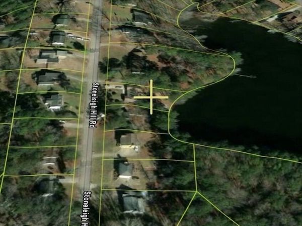 1560 Stoneleigh Hill Road, Lithonia, GA 30058