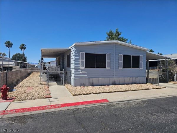 3427 Haleakala Drive , Las Vegas, NV 89122