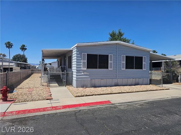 3427 Haleakala Drive , Las Vegas, NV 89122