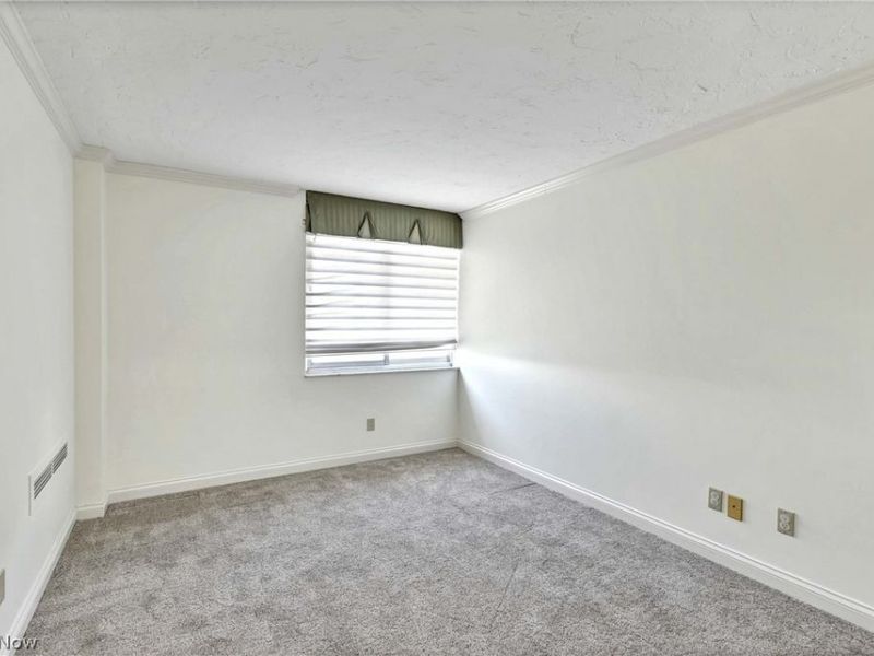 12900 Lake Avenue, Unit 1624, Lakewood, OH 44107 Photo 15