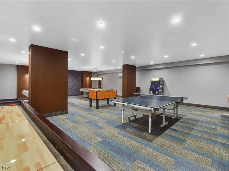 12900 Lake Avenue, Unit 1624, Lakewood, OH 44107 Photo 28