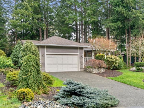 1636 Barrett Dr , North Saanich, BC V8L 5A6