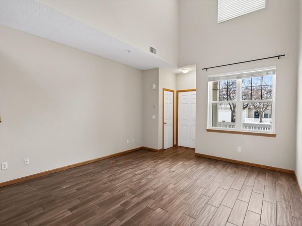 5070 Holly Lane N, Unit 6, Plymouth, MN 55446