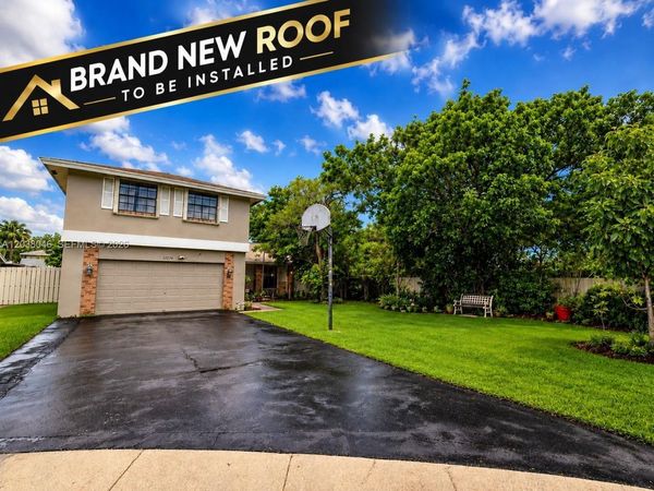 13870 Magnolia Ct, Davie, FL 33325