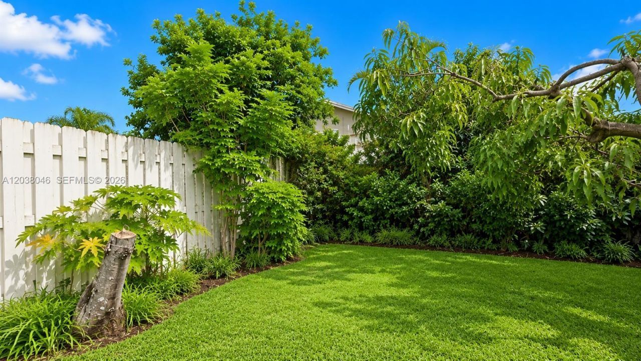 13870 Magnolia Ct, Davie, FL 33325 Photo