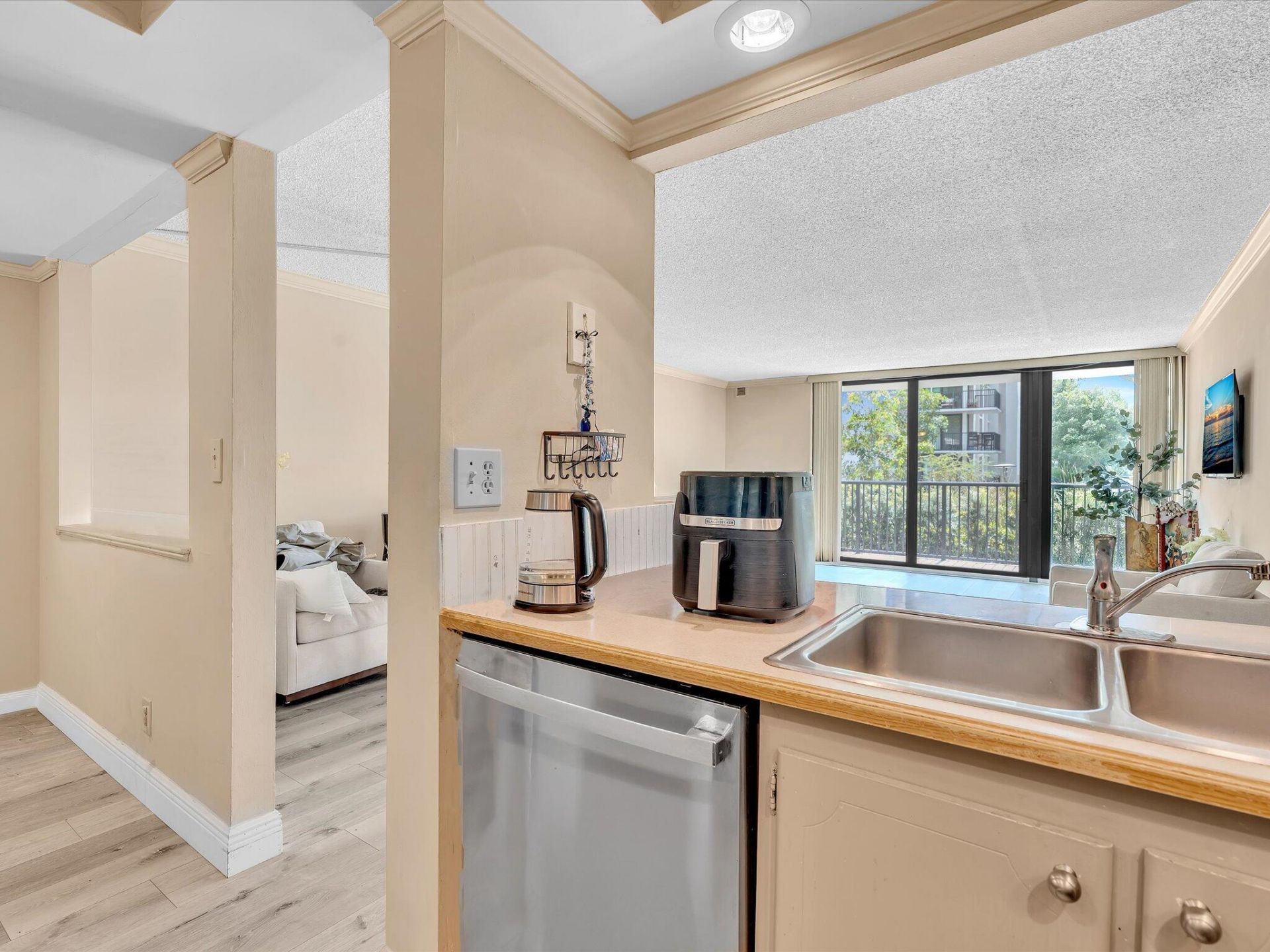 1350 River Reach Drive, Unit 111, Fort Lauderdale, FL 33315 Photo