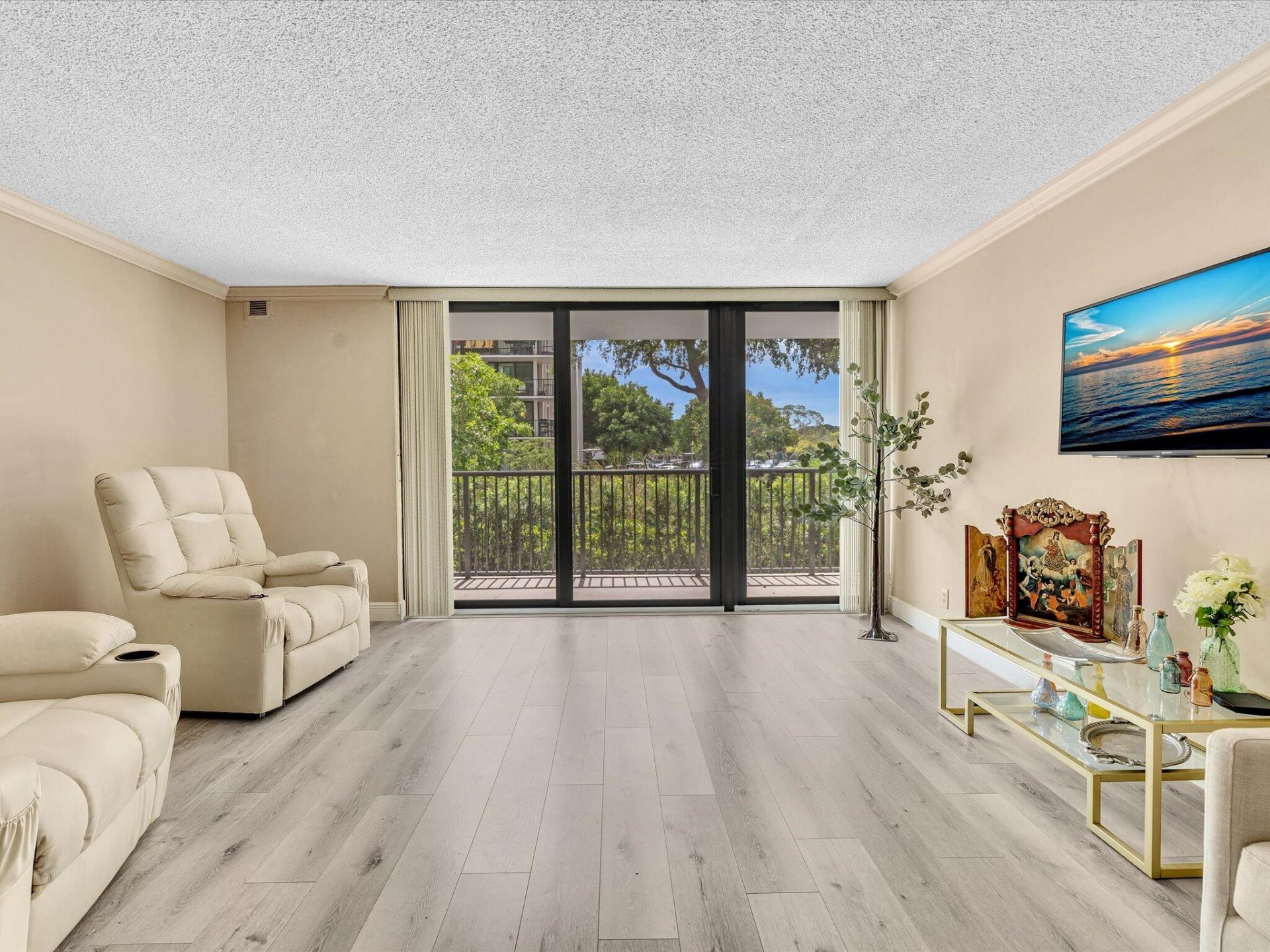 1350 River Reach Drive, Unit 111, Fort Lauderdale, FL 33315 Photo