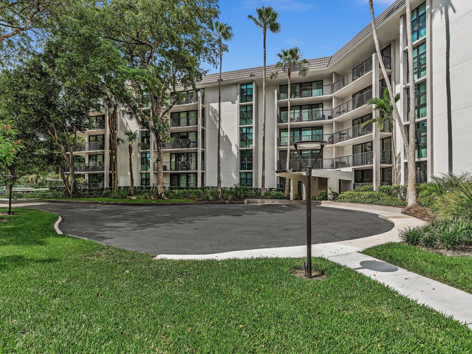 1350 River Reach Drive, Unit 111, Fort Lauderdale, FL 33315 Photo