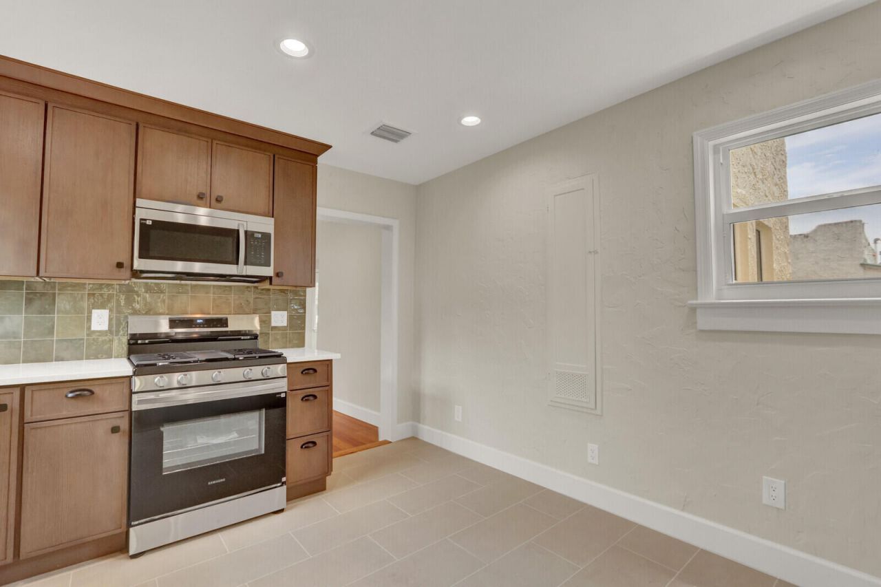 842 Selkirk Street, West Palm Beach, FL 33405 Photo