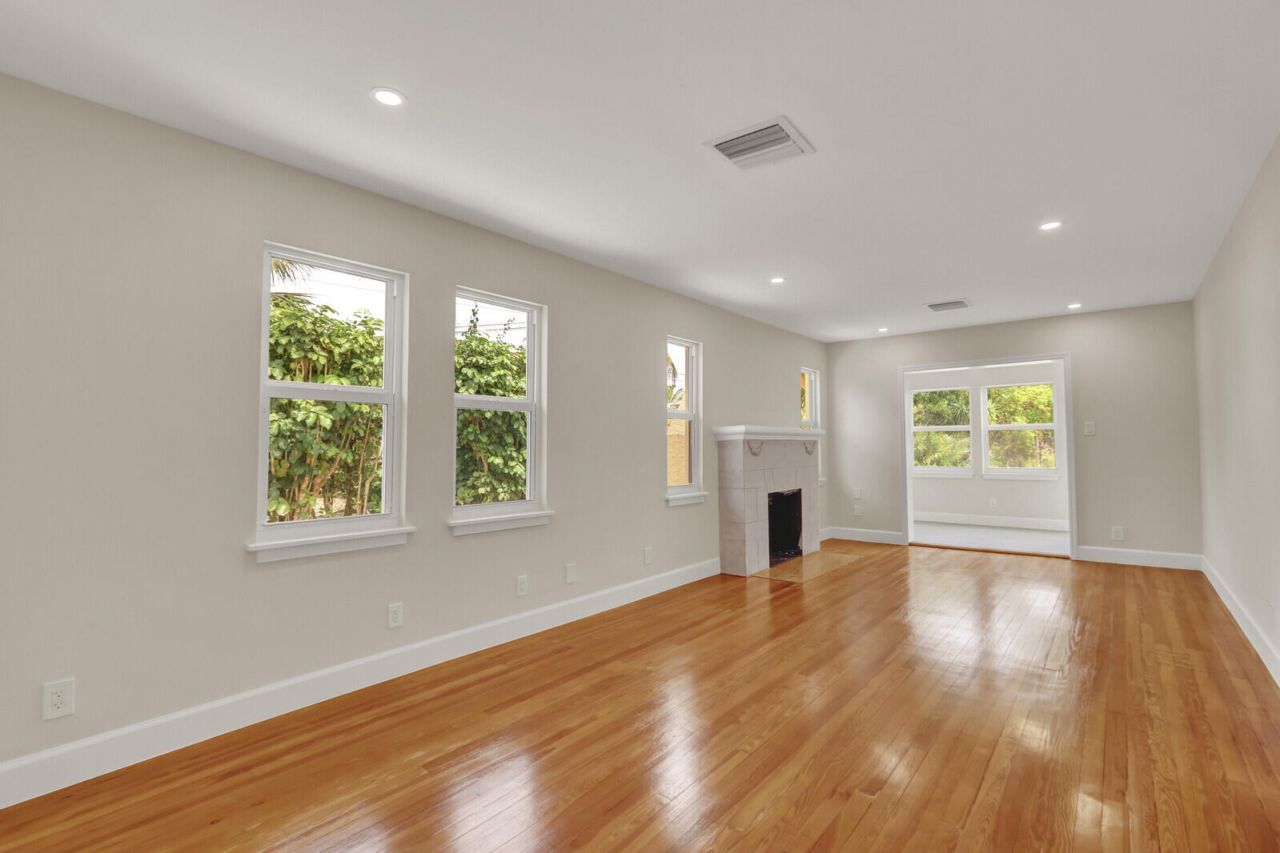 842 Selkirk Street, West Palm Beach, FL 33405 Photo