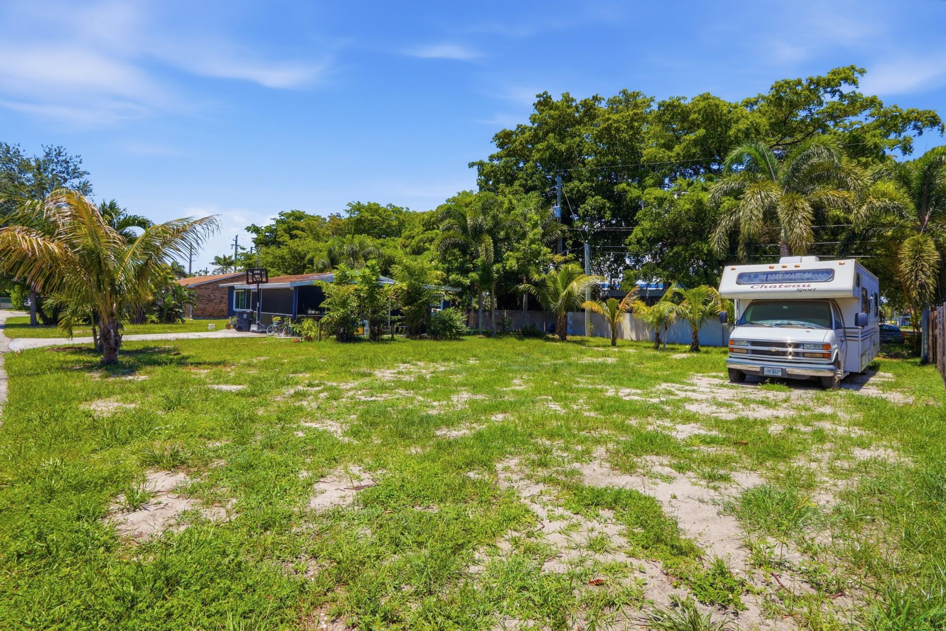 000 Morrison Avenue, Lake Worth, FL 33463 Photo