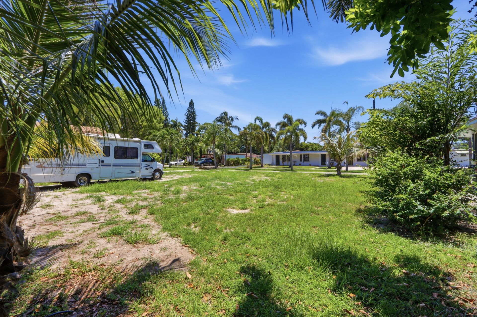 000 Morrison Avenue, Lake Worth, FL 33463 Photo