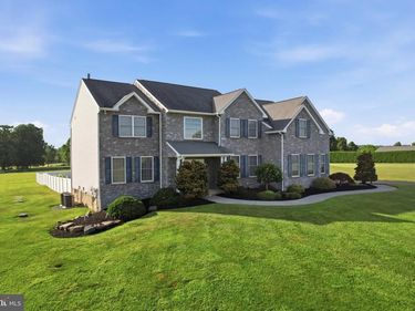 527 FAGLEYSVILLE ROAD, PERKIOMENVILLE, PA 18074