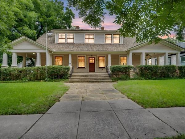 615 E Franklin Street , Hillsboro, TX 76645