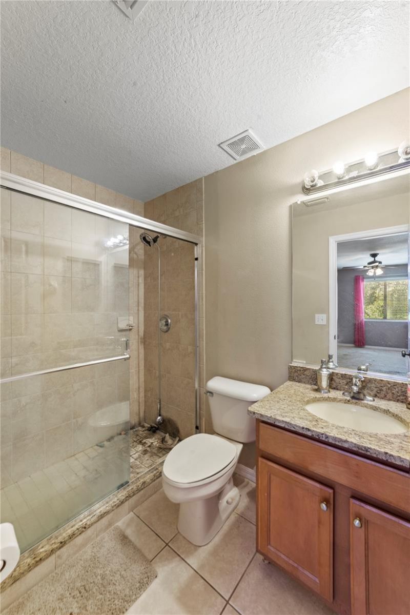 6110 39th Court E, Bradenton, FL 34203 Photo