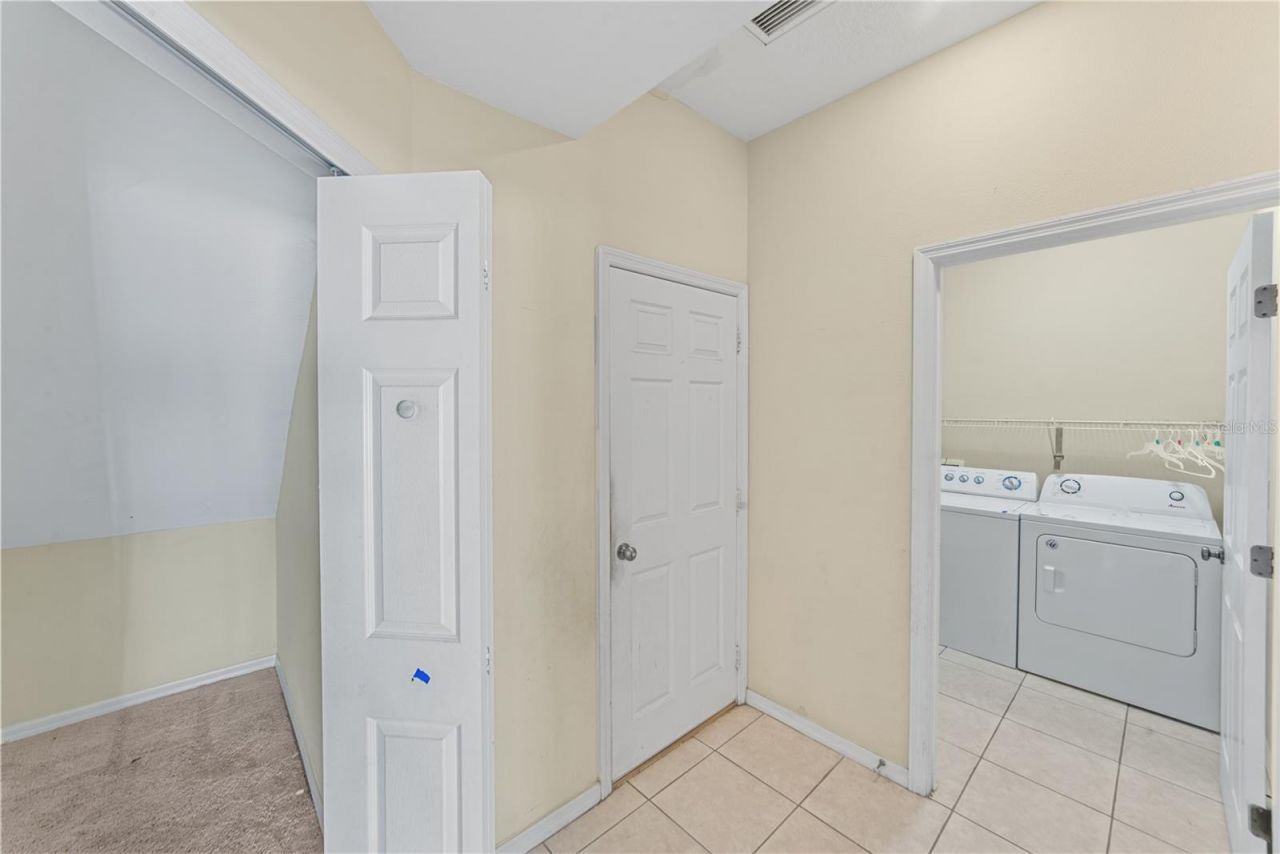 6110 39th Court E, Bradenton, FL 34203 Photo