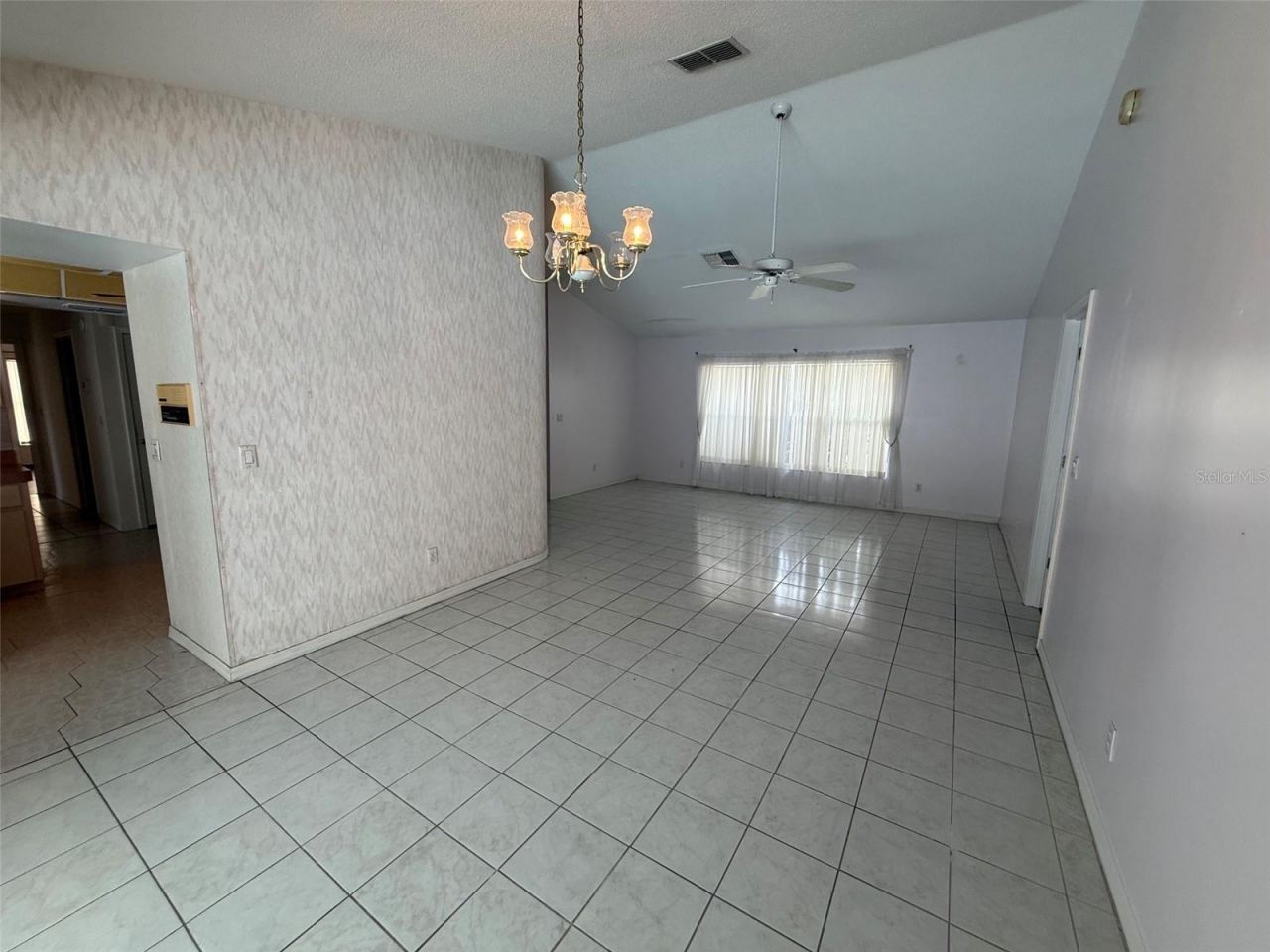 2037 Finland Drive , Spring Hill, FL 34609 Photo