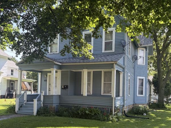 432 S 4th Street, Aurora, IL 60505