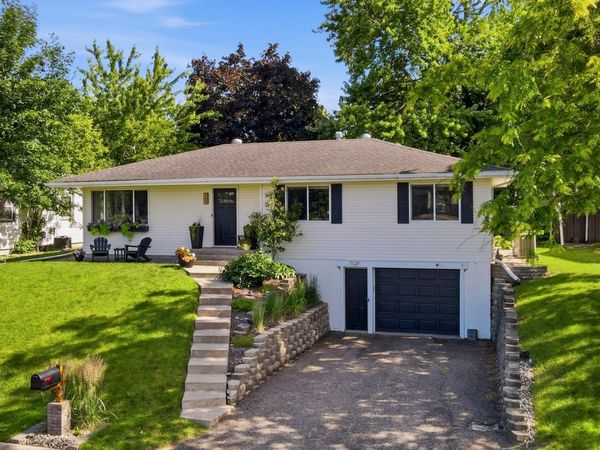 408 6th Avenue NE, Waseca, MN 56093