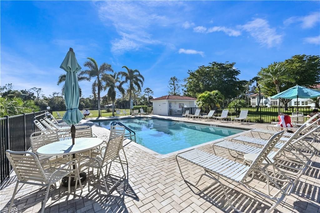 1083 Forest Lakes Dr, Unit 209, Naples, FL 34105 Photo