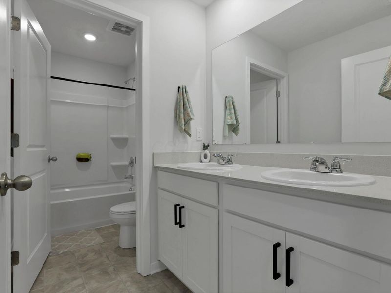 11 Walnut Mill Way, Unit 11, Ashville, OH 43103 Photo 32