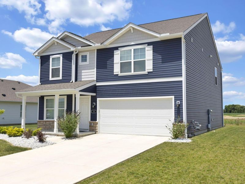 11 Walnut Mill Way, Unit 11, Ashville, OH 43103 Photo 4