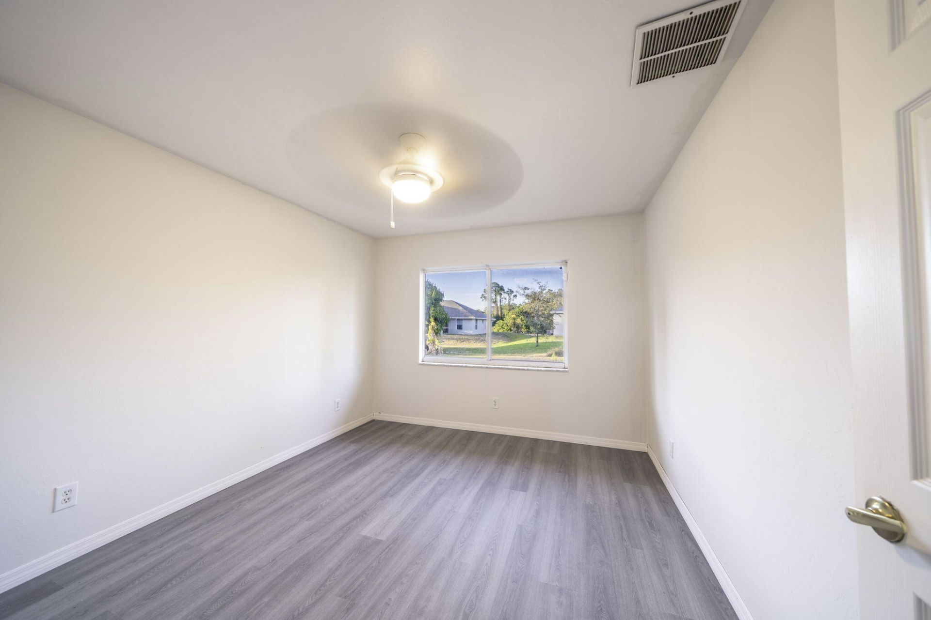 4306 11th Street Sw, Lehigh Acres, FL 33976 Photo