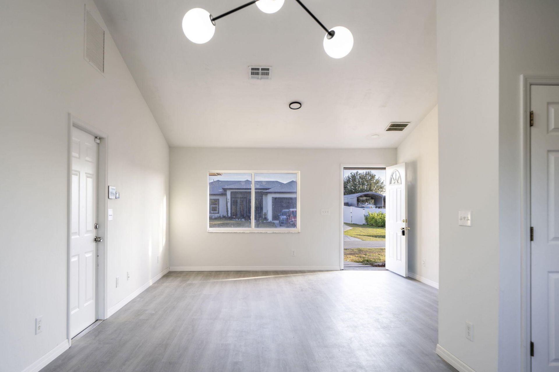 4306 11th Street Sw, Lehigh Acres, FL 33976 Photo