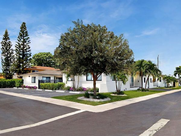 101 W 11th St, Unit 1, Hialeah, FL 33010