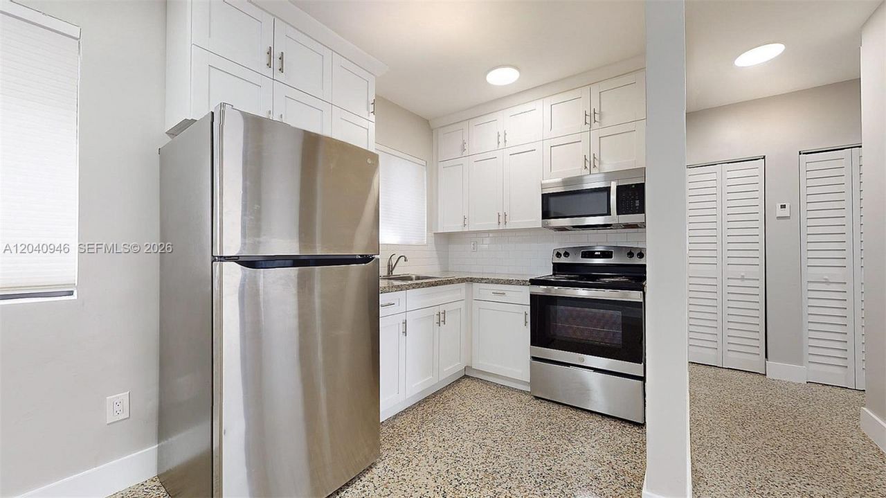101 W 11th St , Unit 4, Hialeah, FL 33010 Photo