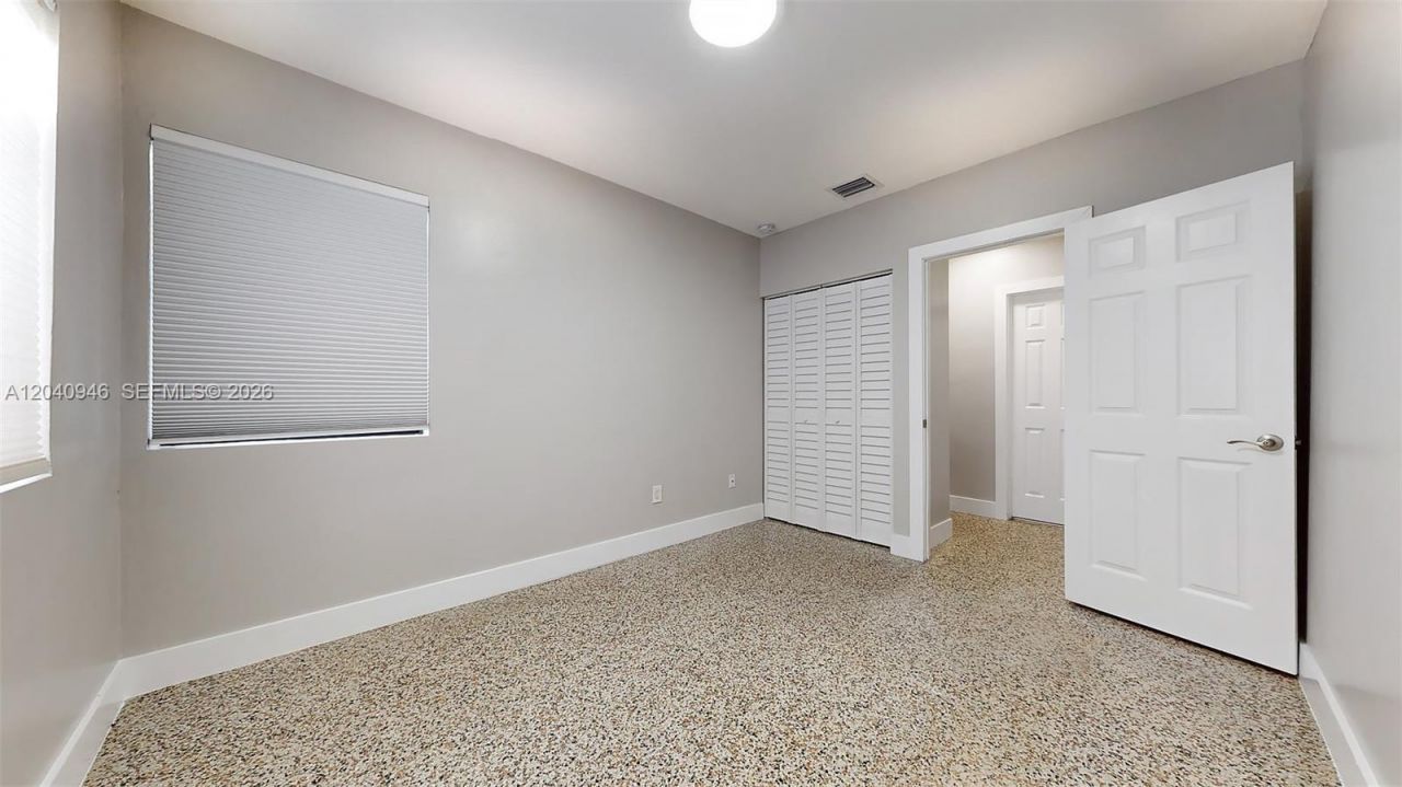 101 W 11th St , Unit 4, Hialeah, FL 33010 Photo
