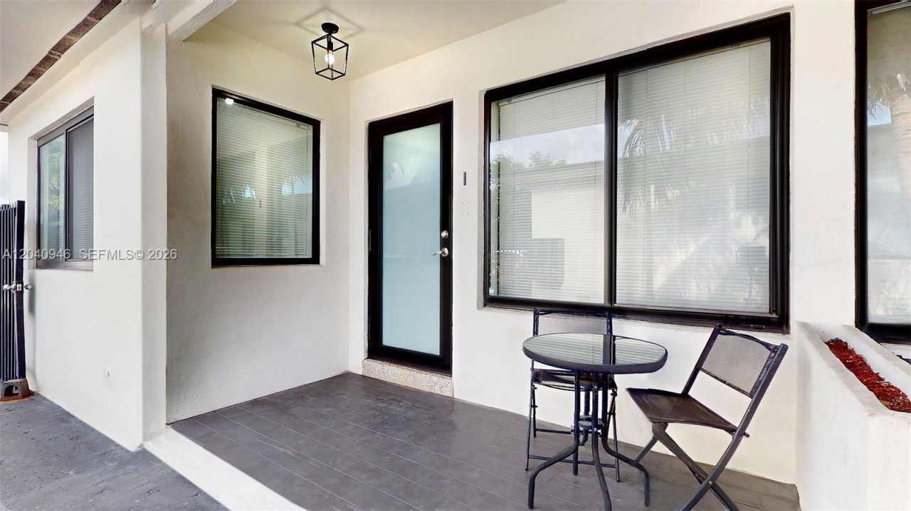 101 W 11th St, Unit 1, Hialeah, FL 33010 Photo