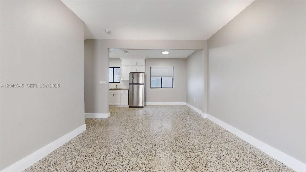 101 W 11th St, Unit 1, Hialeah, FL 33010 Photo