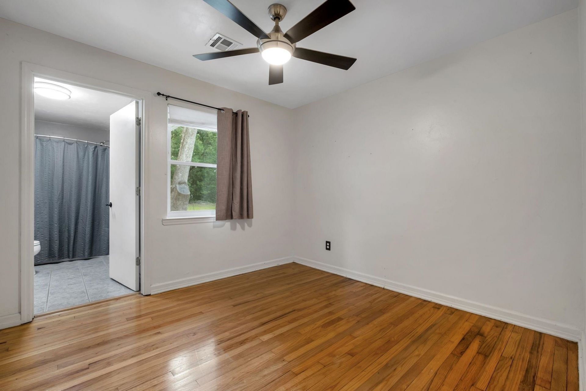 2351 Amelia Circle, Tallahassee, FL 32304 Photo