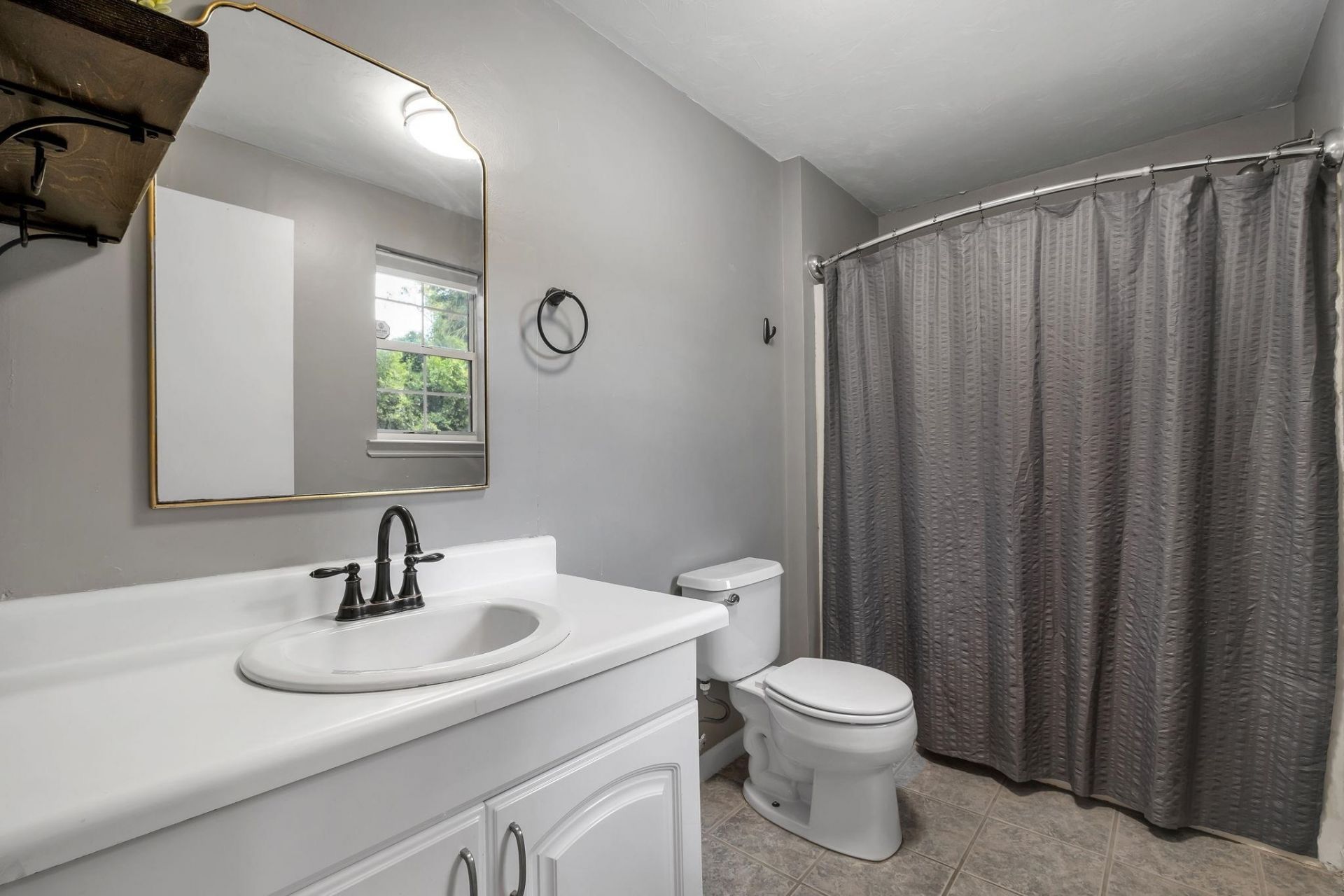2351 Amelia Circle, Tallahassee, FL 32304 Photo