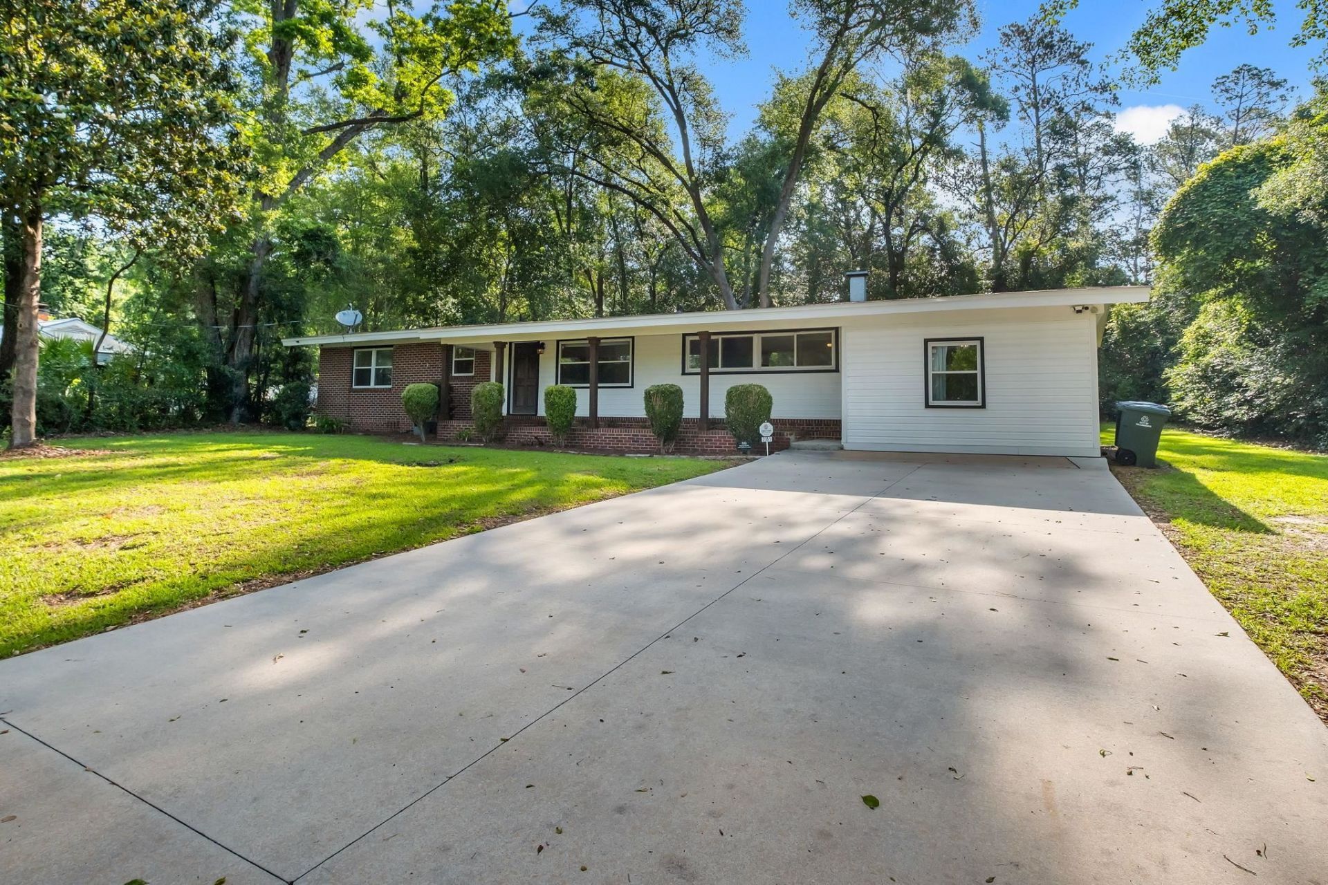 2351 Amelia Circle, Tallahassee, FL 32304 Photo
