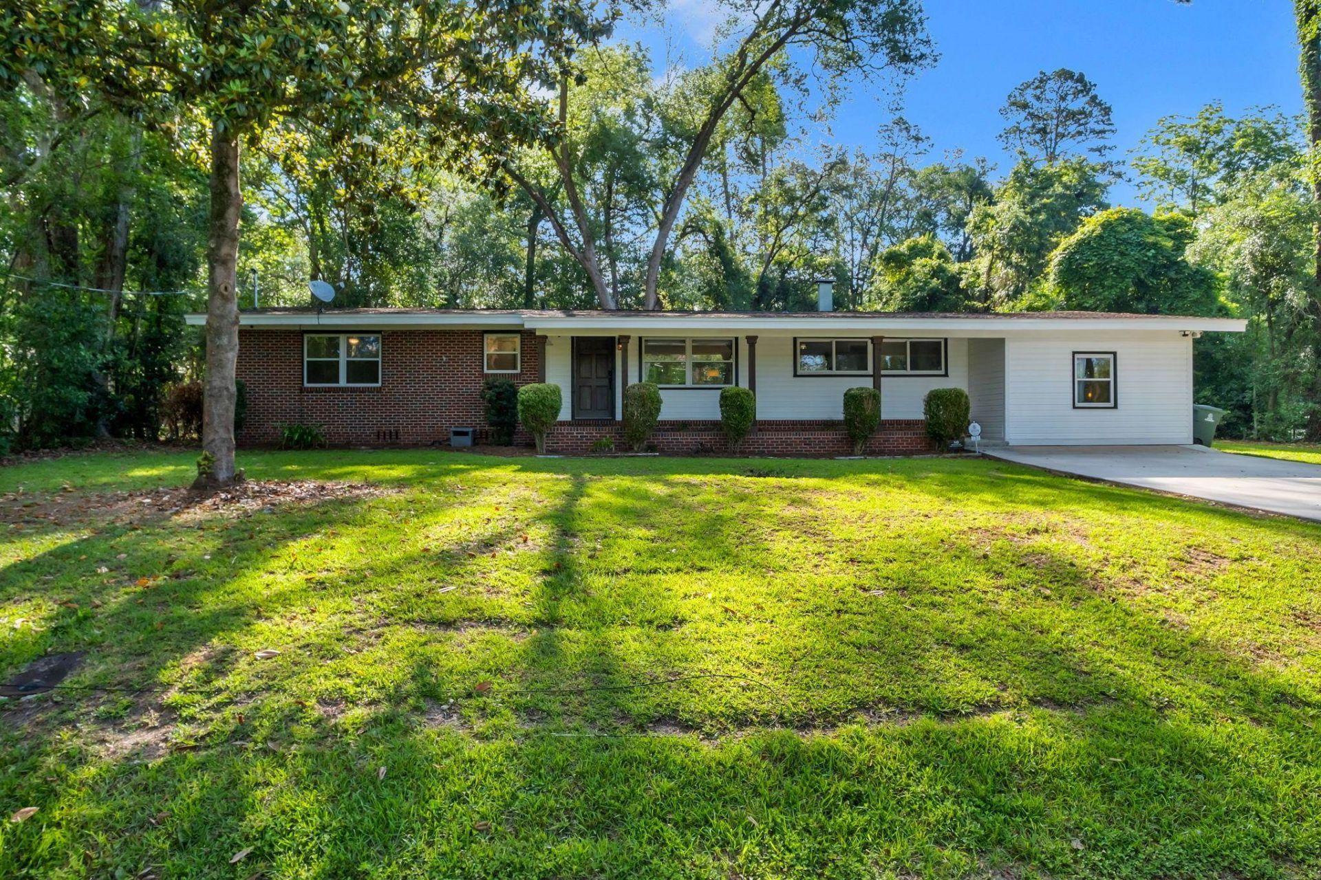 2351 Amelia Circle, Tallahassee, FL 32304 Photo