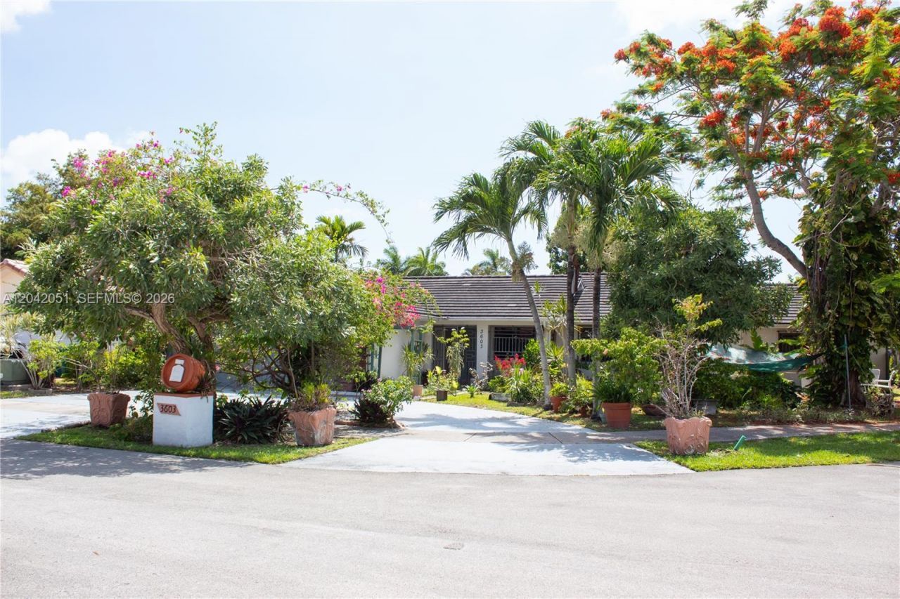 3603 SW 138th Ct, Miami, FL 33175 Photo