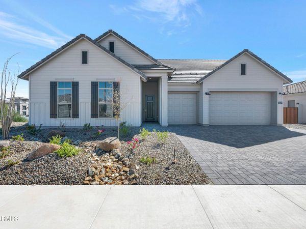 6865 N 190TH Drive, Waddell, AZ 85355