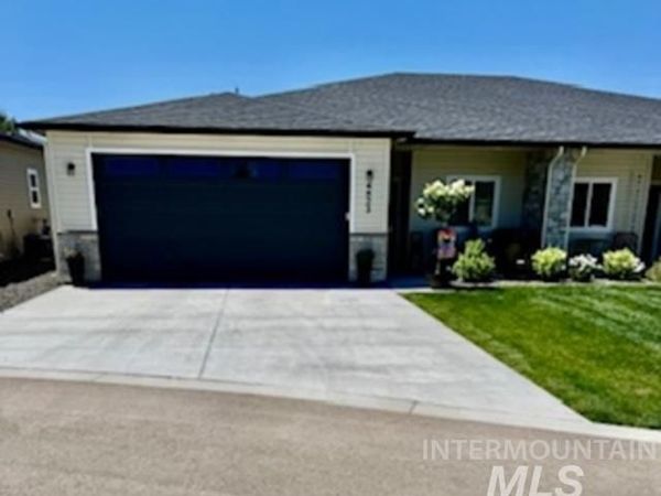 4823 N Selway Falls Ln, Meridian, ID 83646